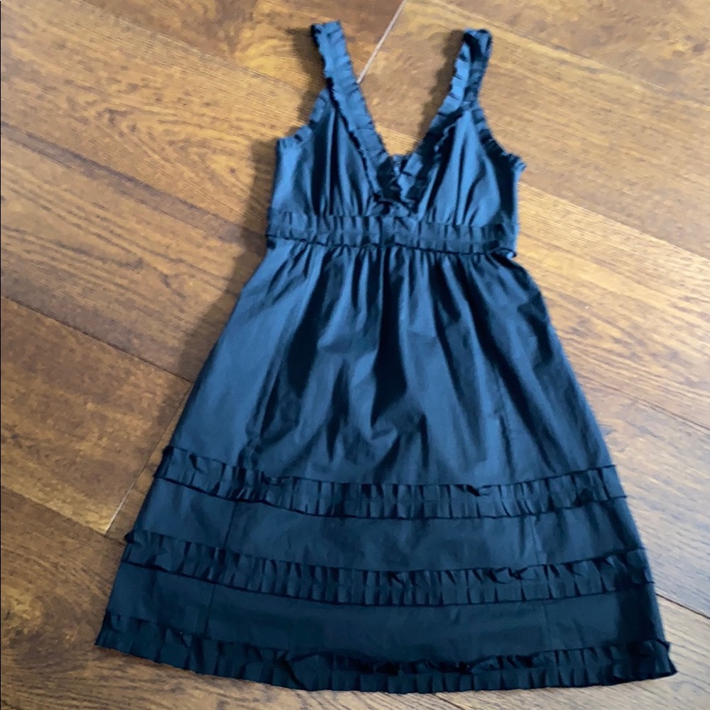 Elegant Black Sleeveless Dress